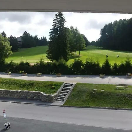 Appartamento Crans Melezes Lägenhet *